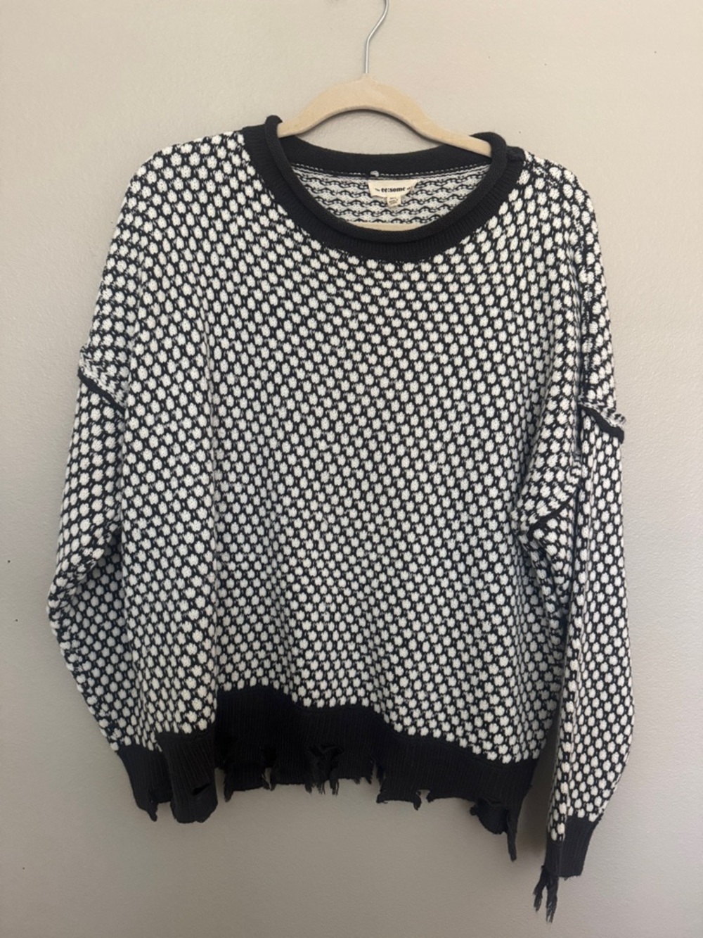 eesome Black & White Distressed Crewneck Sweater